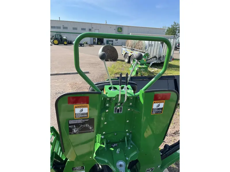 John Deere 370b 2023 alt