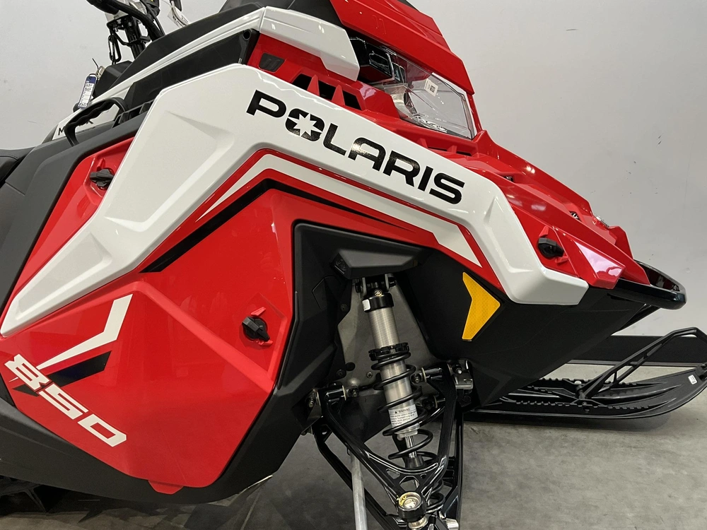 Polaris 850 Rmk Sps 155 2027 alt