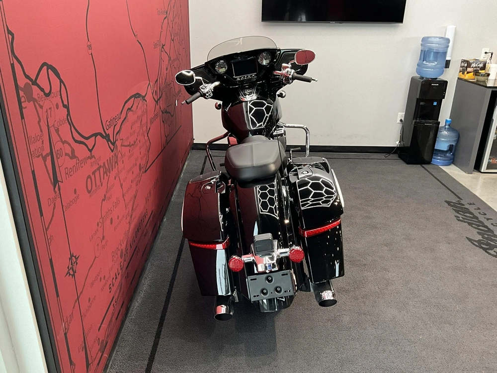 Indian Motorcycle Chieftain Limited Powerplus + 112 & Powerband Audio Package 2025 alt