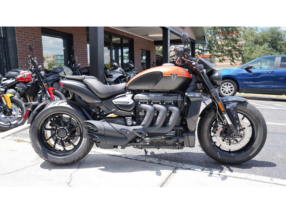 2026 Triumph Rocket 3 Storm R alt
