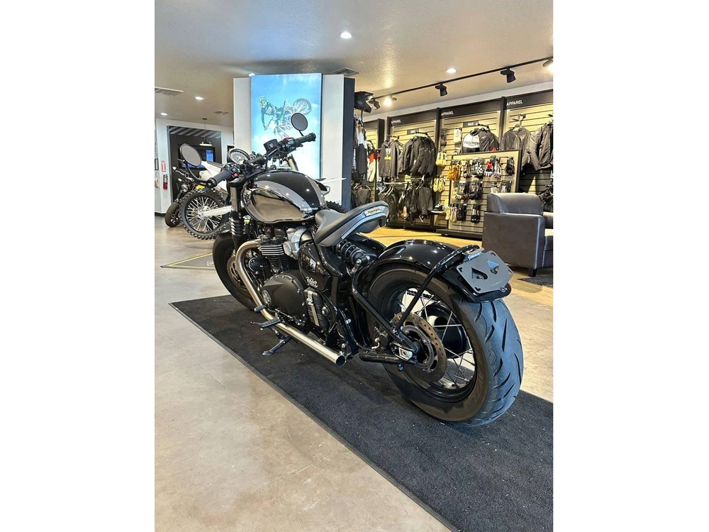 2023 Triumph Bonneville Bobber Chrome Edition alt