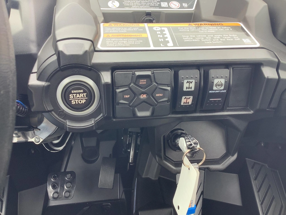 2026 Can-am Commander Xt 1000r alt