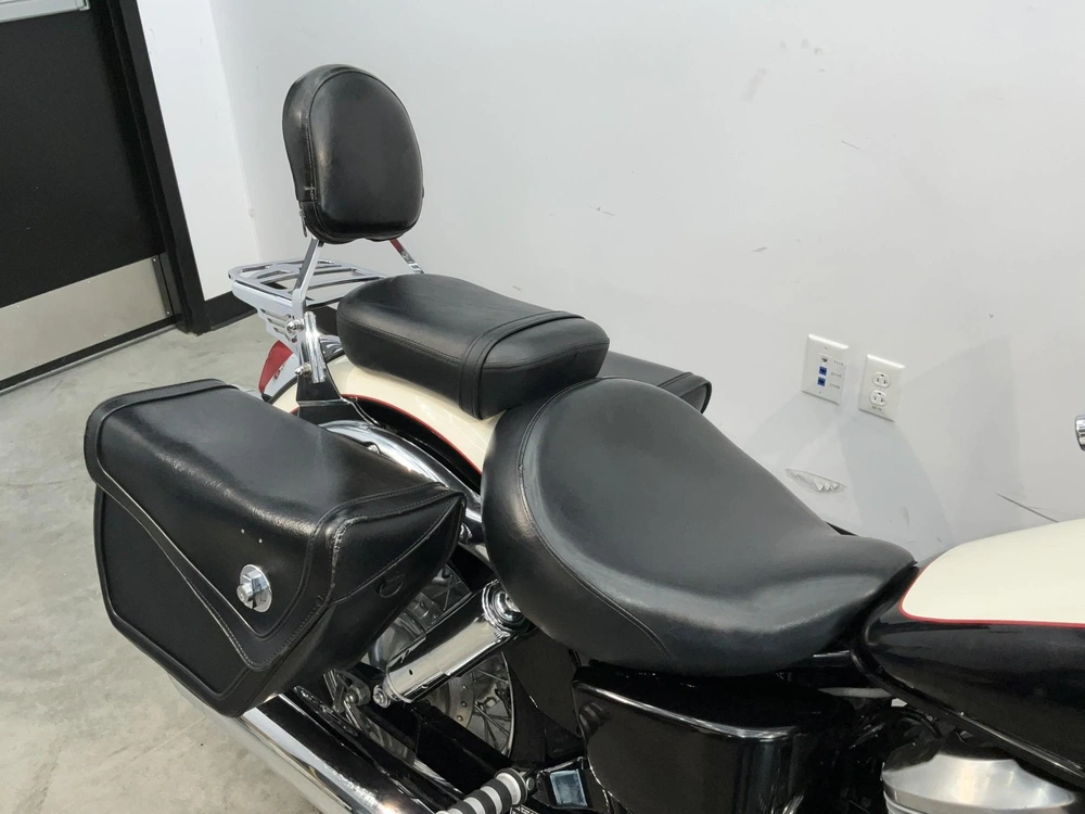 Honda Vt750 Cd3 2001 alt