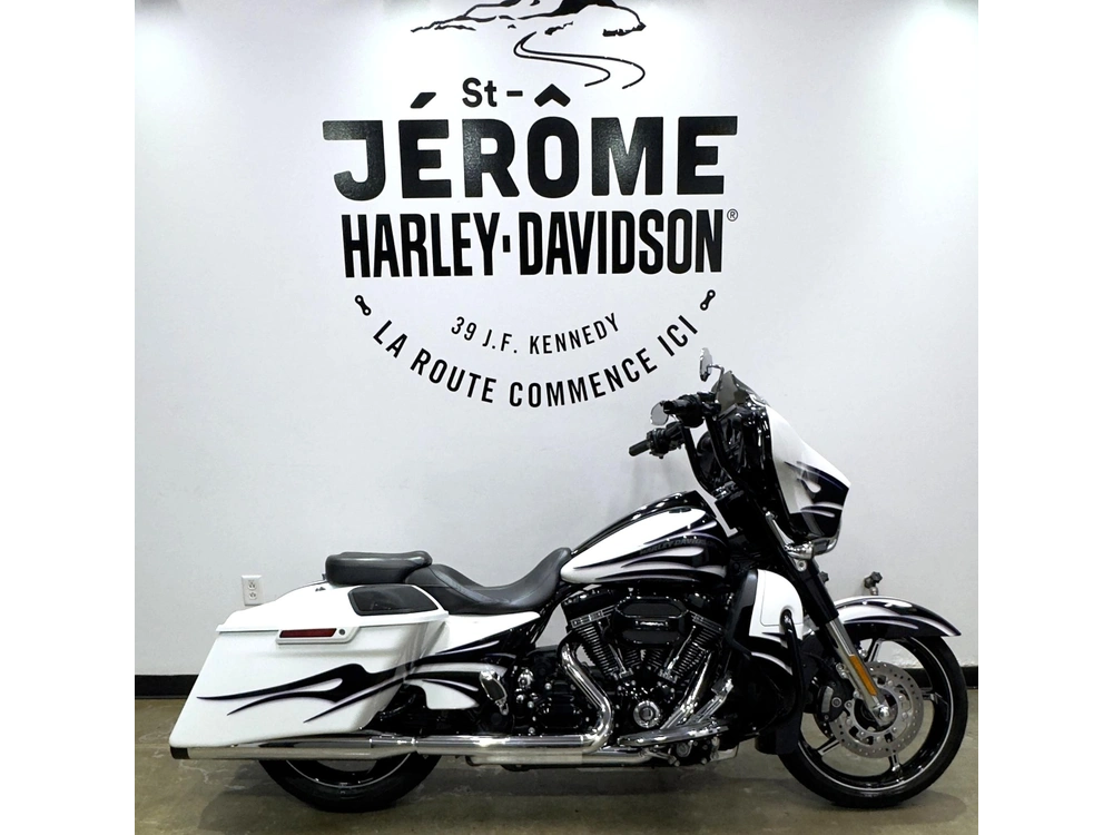 Harley-davidson Street Glide Cvo 2016 alt