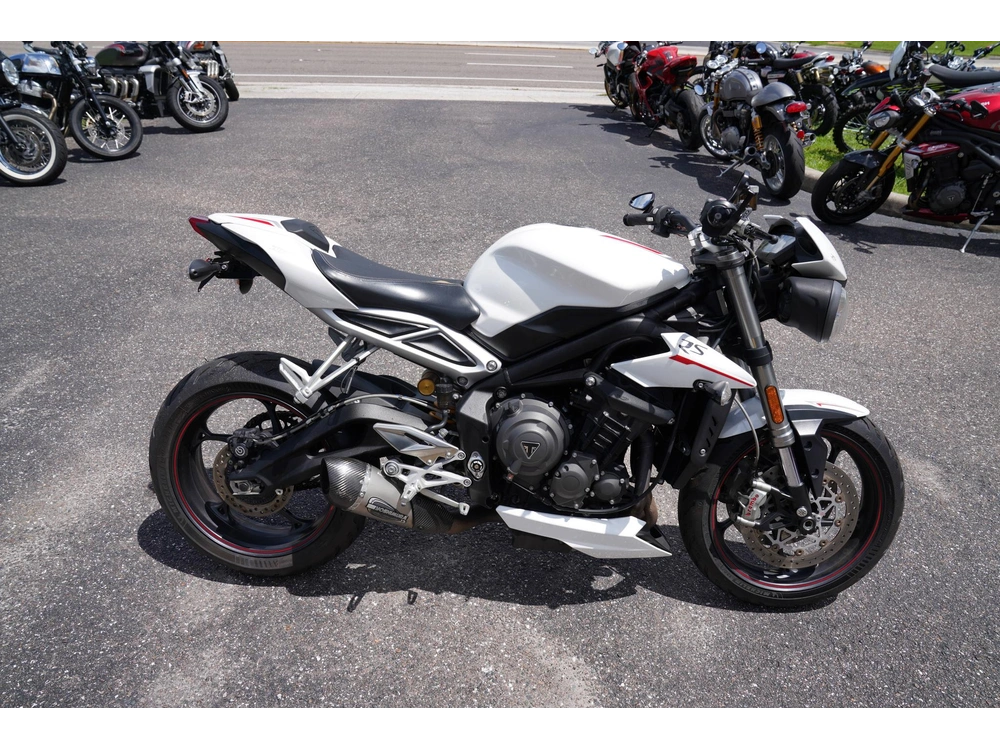 2019 Triumph Street Triple Rs alt