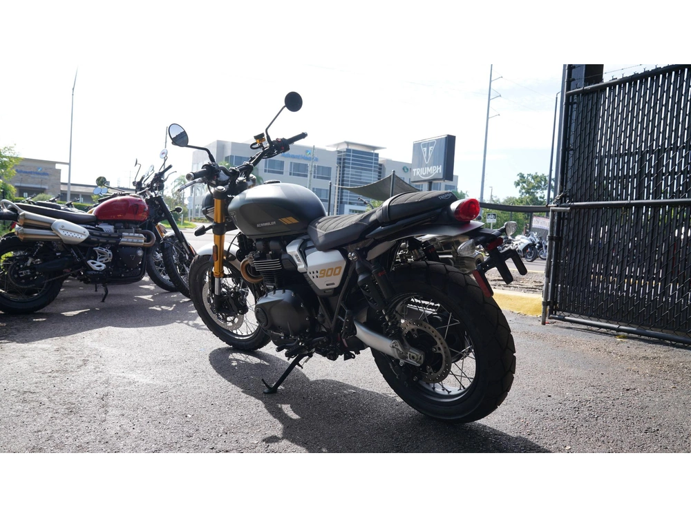 2026 Triumph Scrambler 900 alt