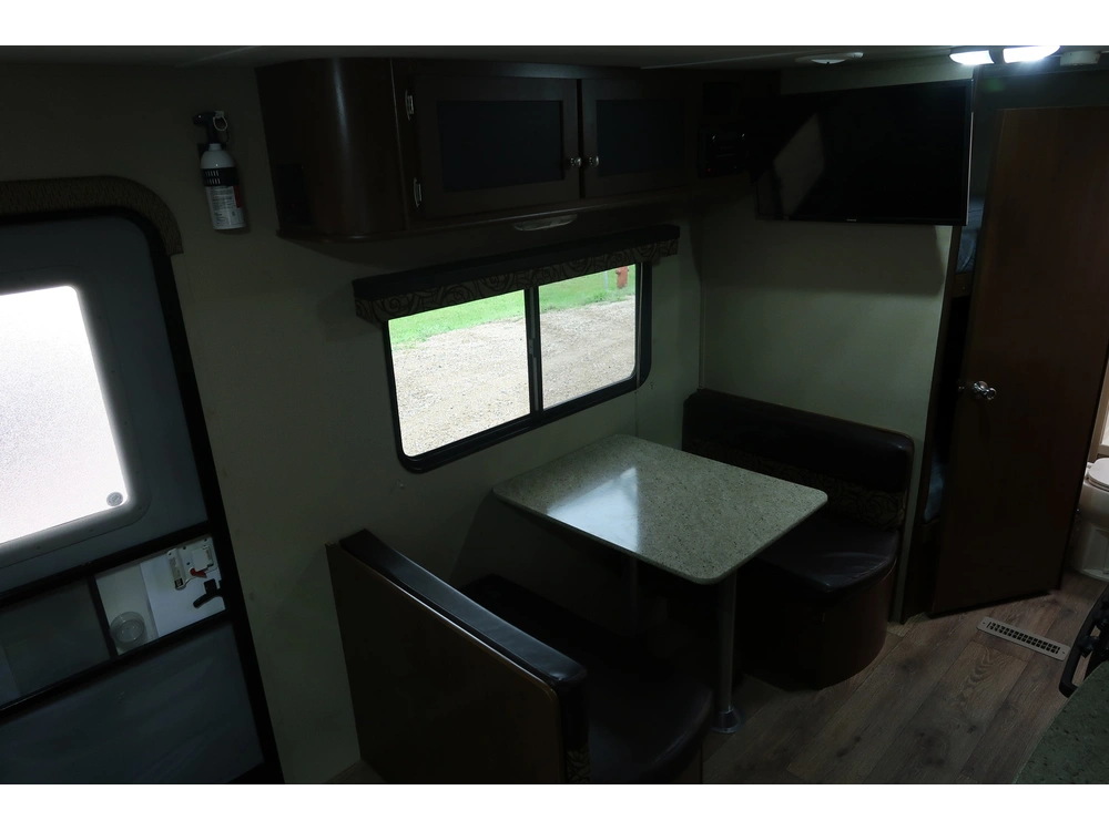 2015 Dutchmen Aspen Trail 2710bh alt