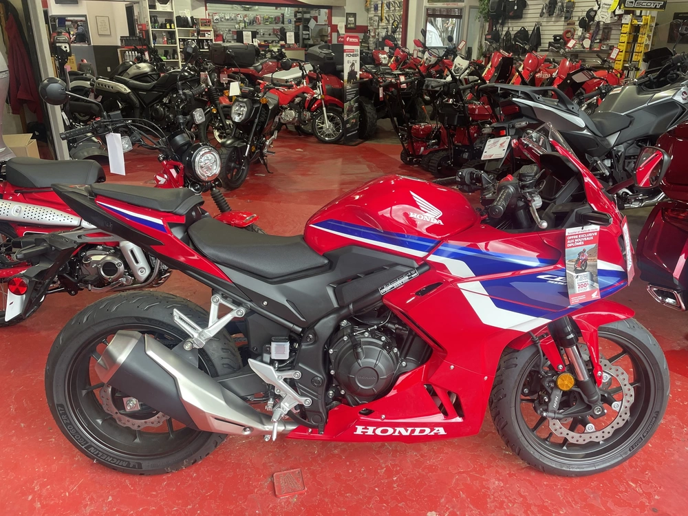 Honda Cbr 500 Ras 2025 alt