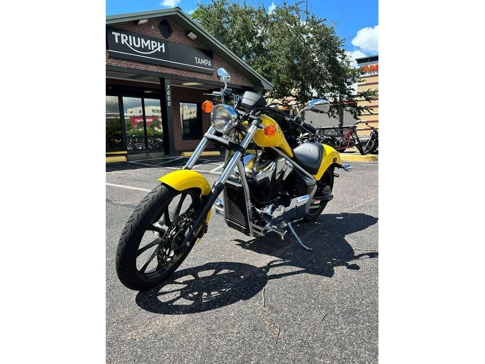 2023 Honda Fury Abs alt