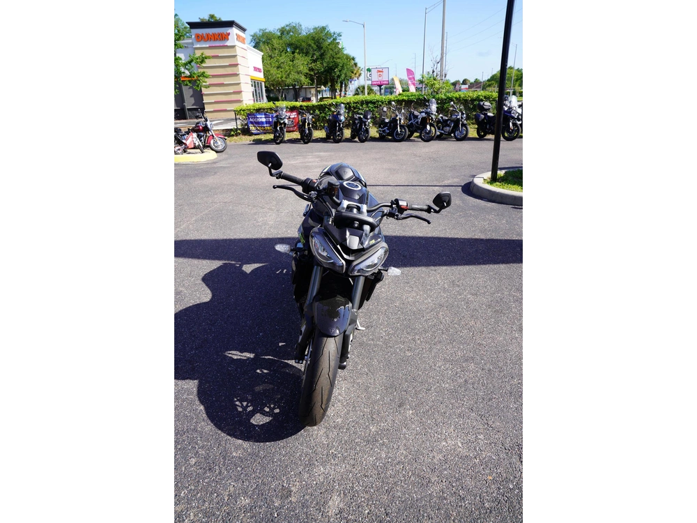 2026 Triumph Street Triple 765 Rs alt