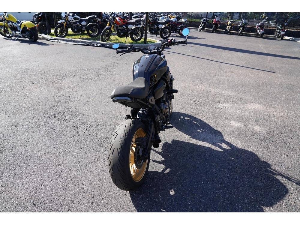 2023 Yamaha Xsr 700 alt