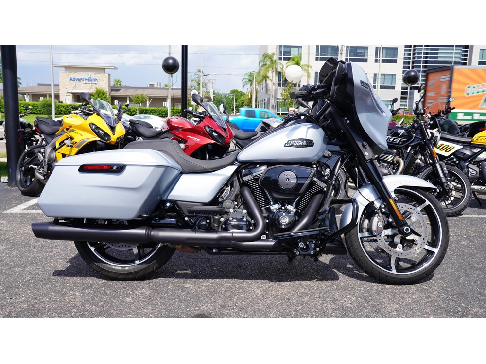2024 Harley-davidson Street Glide alt