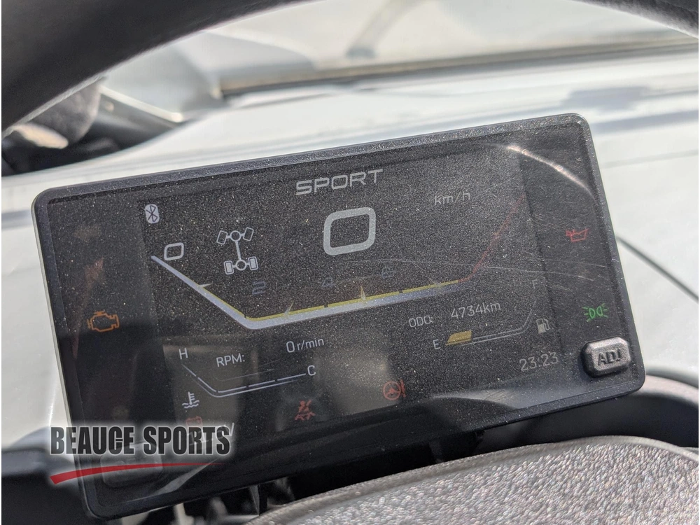 Cfmoto Z Force 950 Ho Sport Côte À Côte Sport Performance Sentier Trail 2 Places Récréatif Vitesse Suspension Haute Puissance Faible Km Rzr Maverick Yxz Talon Krx 2023