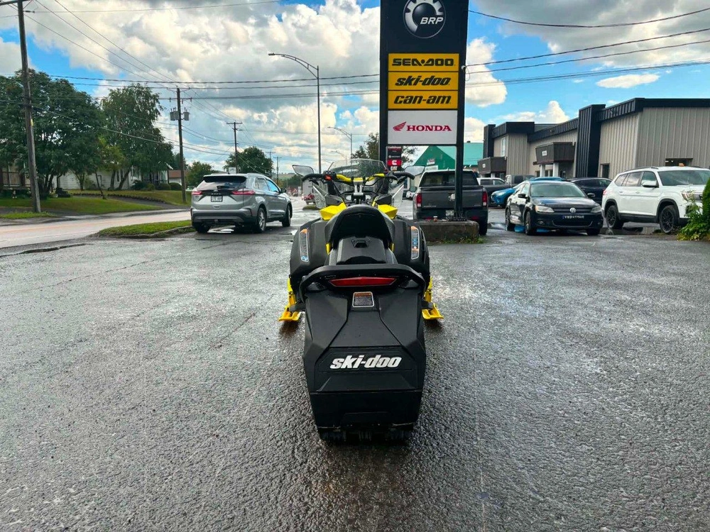 Ski-doo Renegade Xrs 900ace Turbo Used 2022 alt