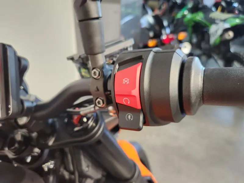 2027 KTM 790 DUKE