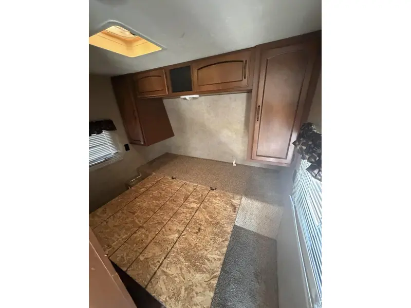 Keystone RV Springdale Summerland 2013