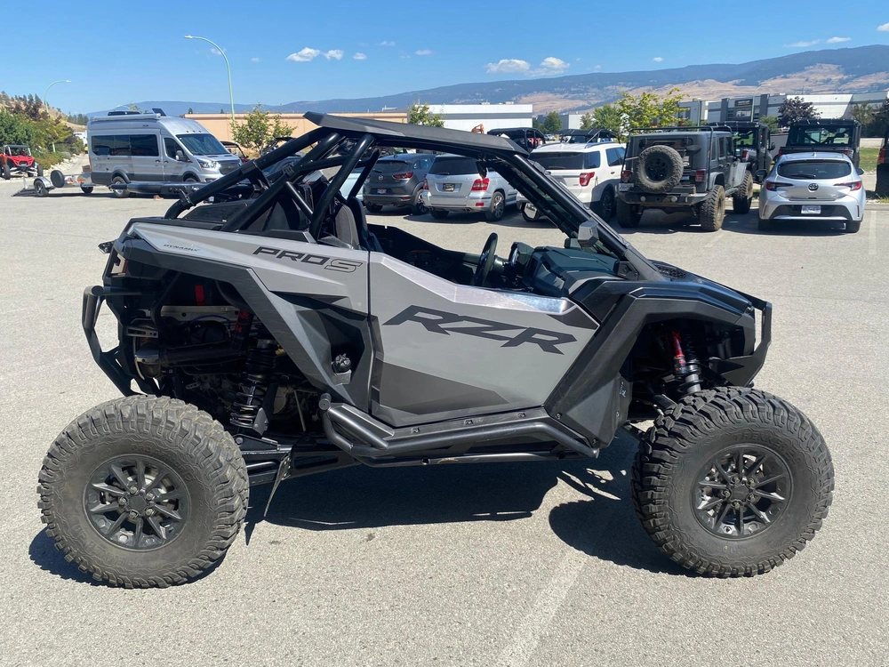 2026 Polaris Rzr Pro S Ultimate Slate Gray (dealer Demo) alt