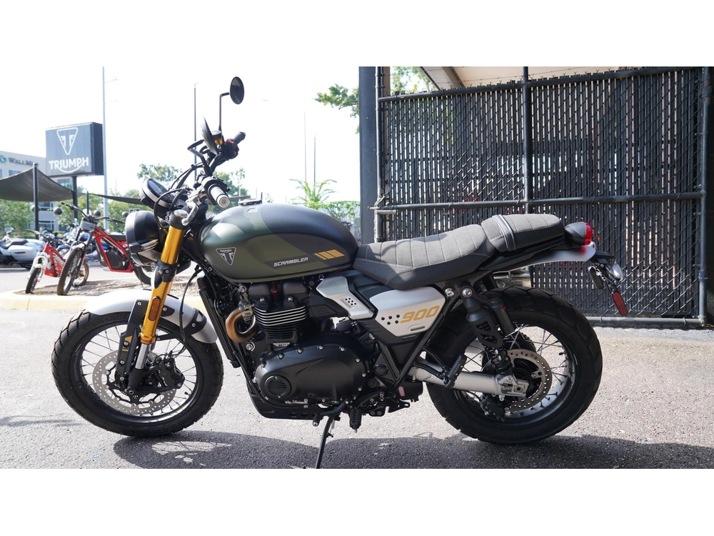 2026 Triumph Scrambler 900 alt