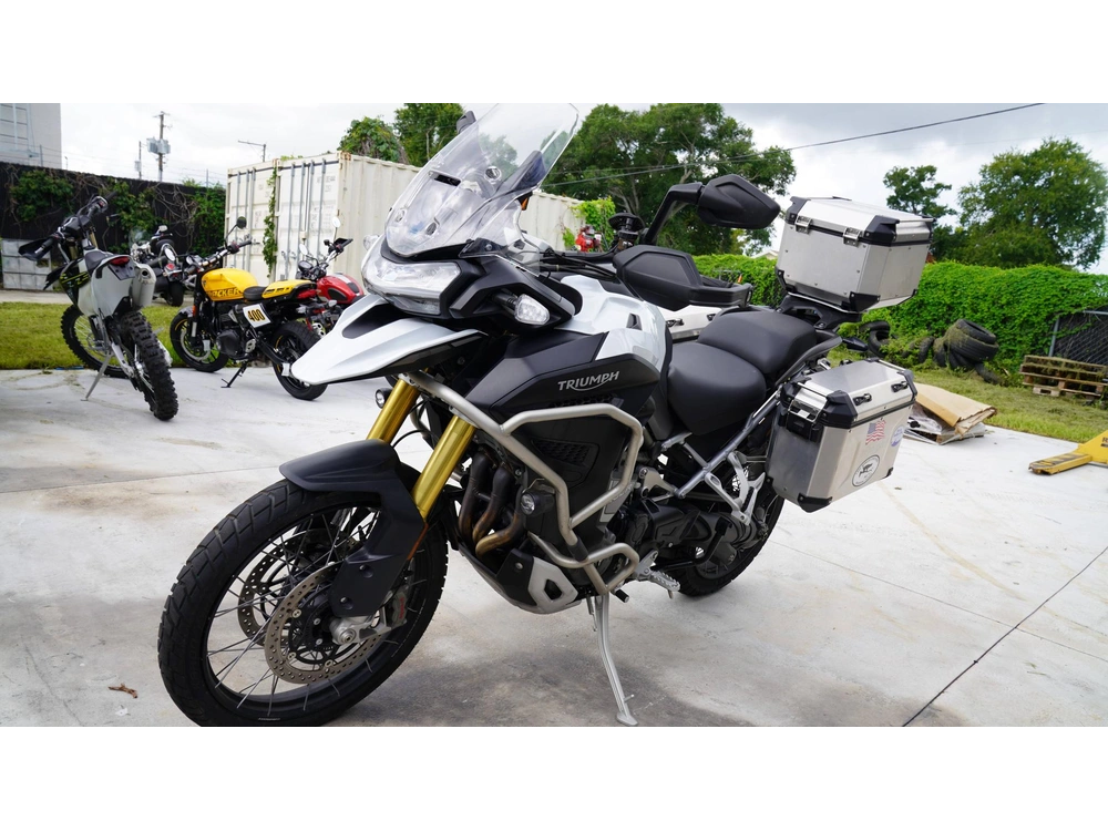 2023 Triumph Tiger 1200 Rally Explorer alt