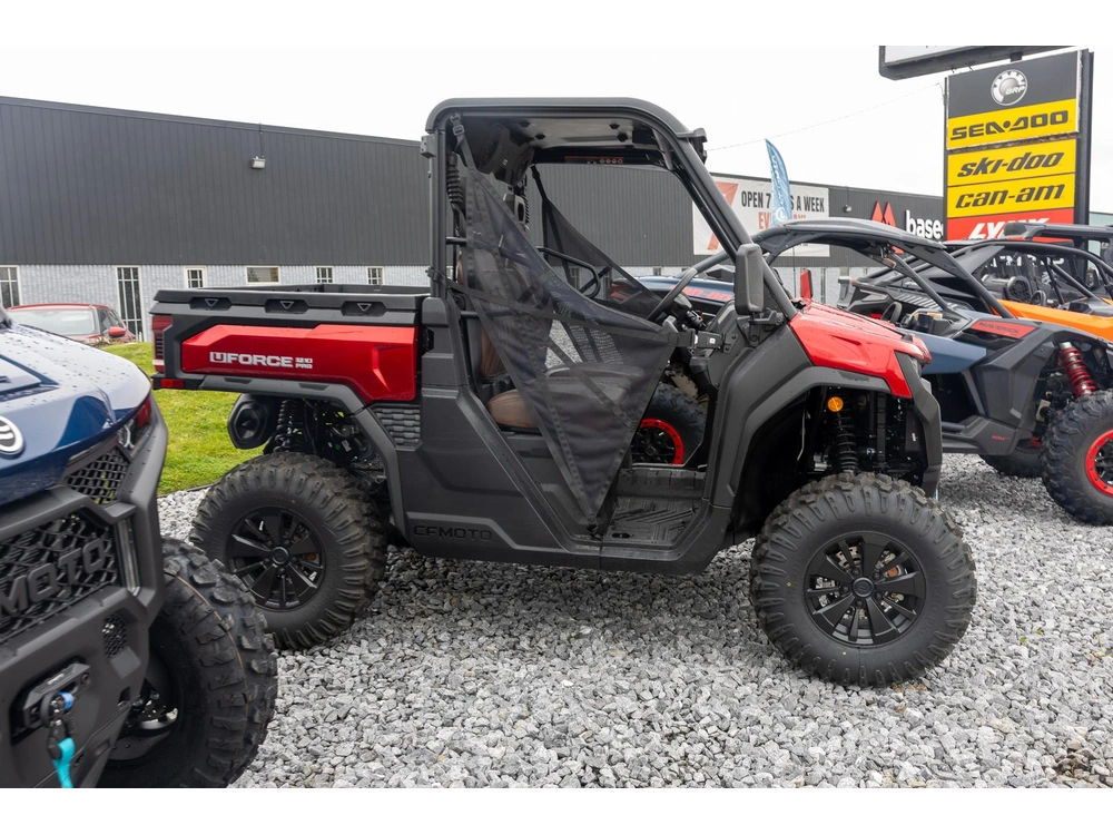 2025 Cfmoto Uforce 1000 Pro alt
