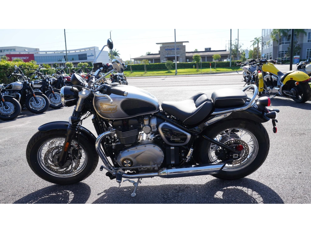 2025 Triumph Bonneville Speedmaster Icon Edition alt