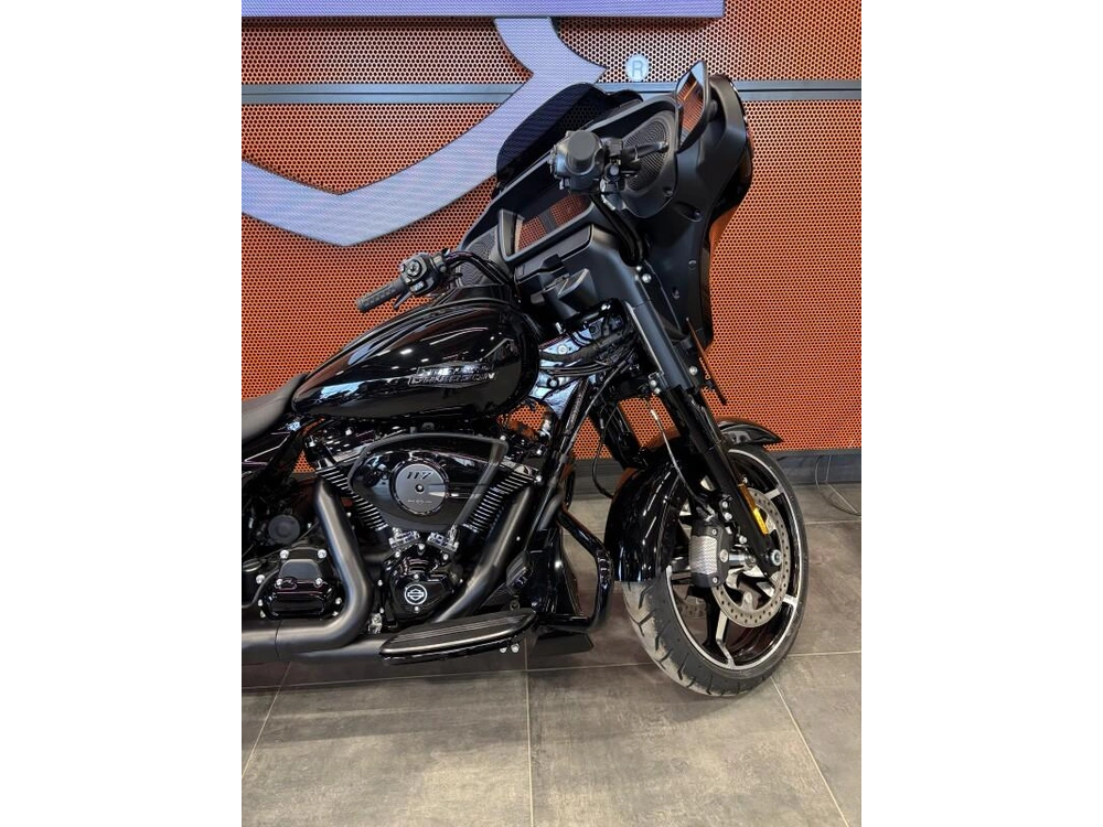 2026 Harley-davidson Grand American Touring alt