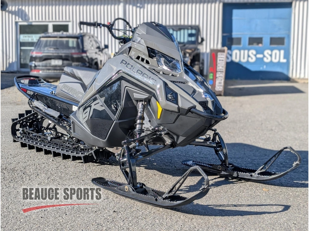 2025 Polaris Patriot 9r Pro Rmk 155 Motoneige Montagne Poudreuse Hors-piste Backcountry Neige Profonde Boondocking Grimpe Arbres Haute Performance 2 Temps Légère Summit Mountain Cat Khaos alt