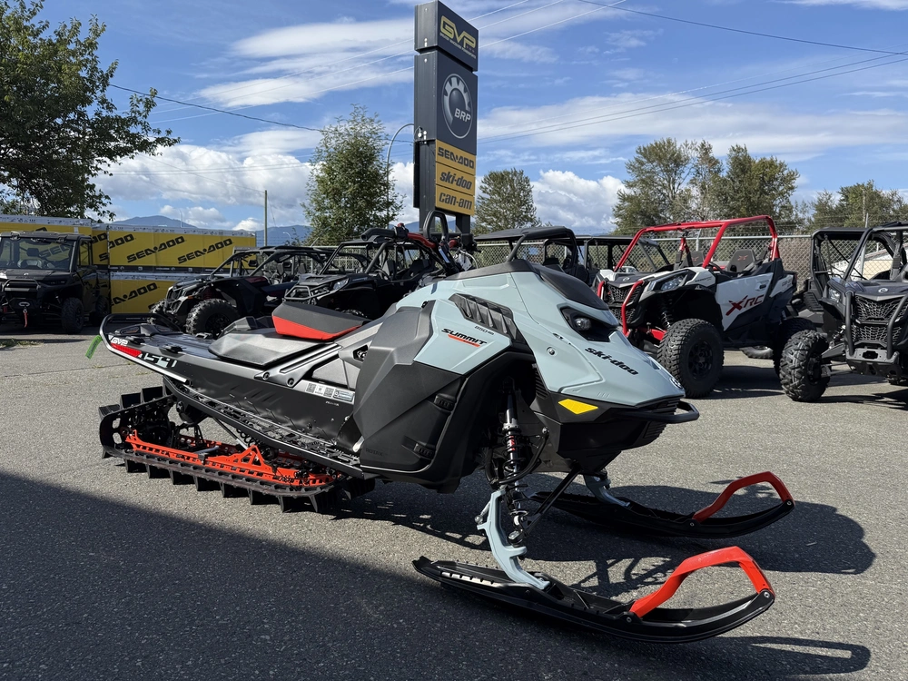 2027 Ski-doo Summit Edge 154 850 E-tec Powdermax X-light 3.0' Shot alt