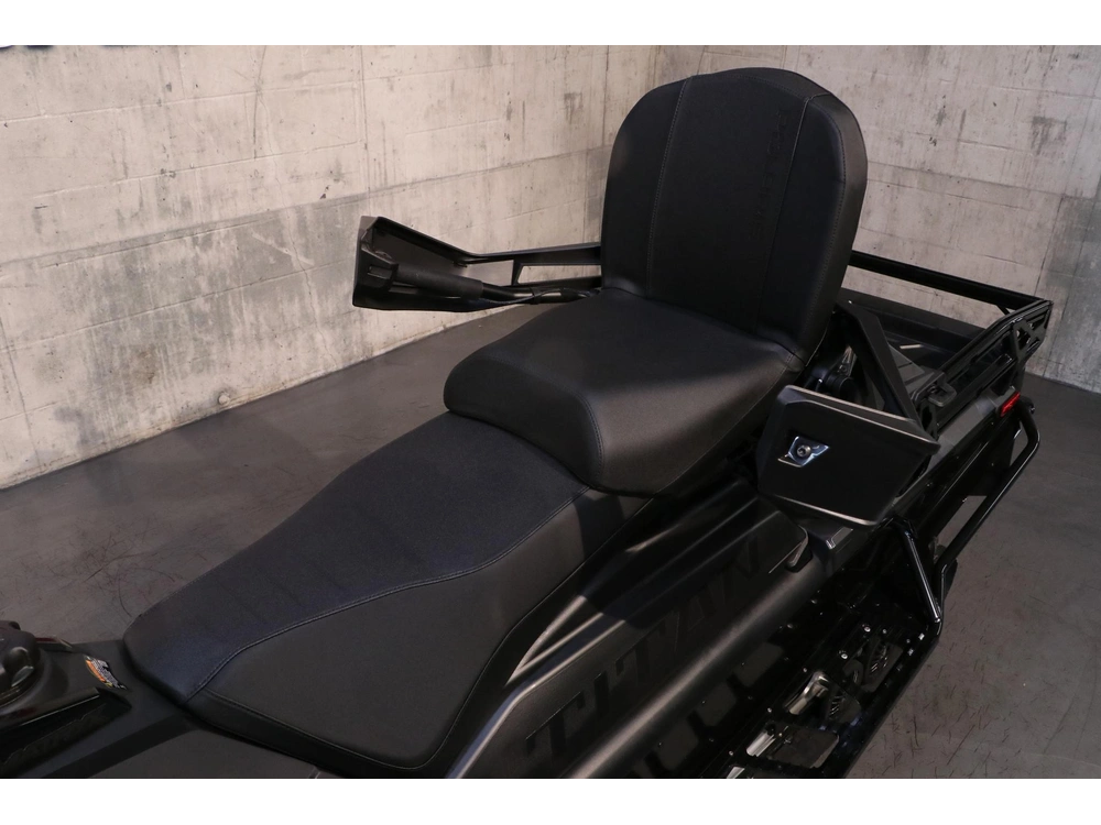 2027 Polaris 650 Titan Adventure 155 alt