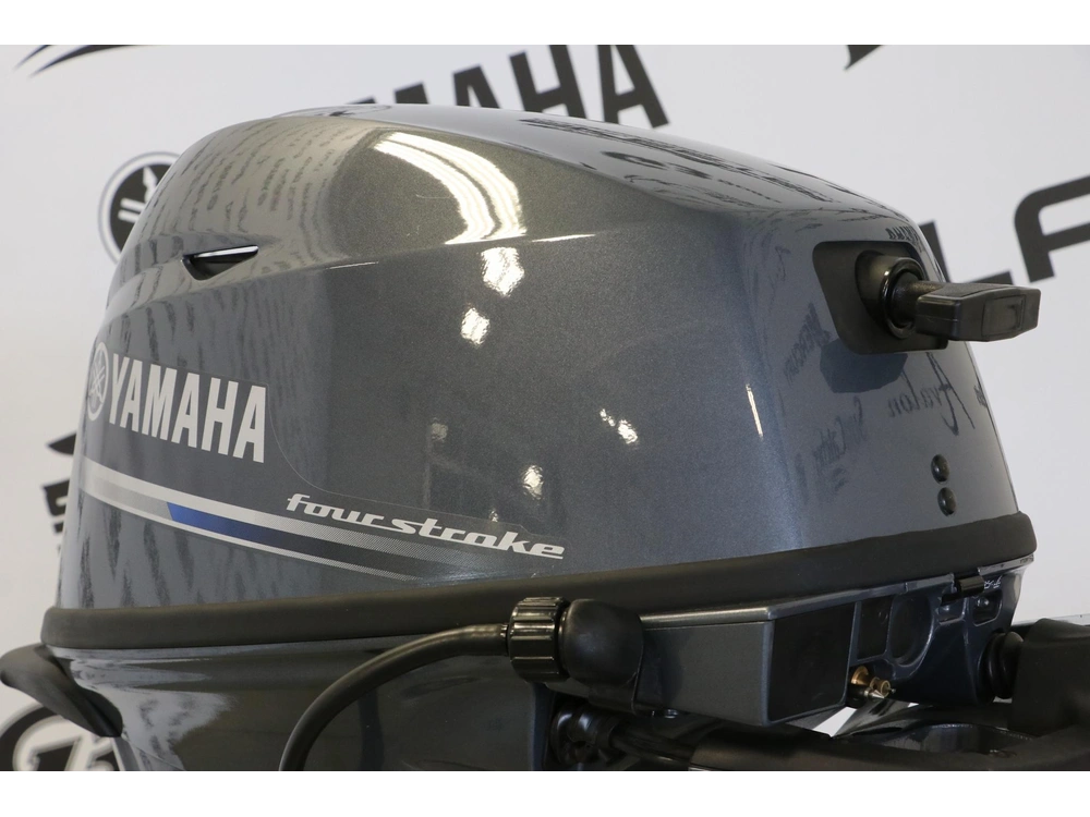 Yamaha F15smha Pied Court (15 Pouces) 2022