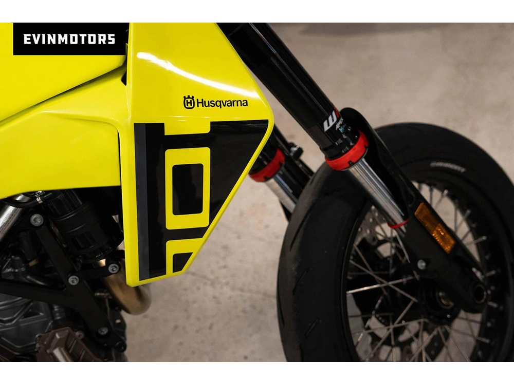 2026 Husqvarna Motorcycles 701 Supermoto