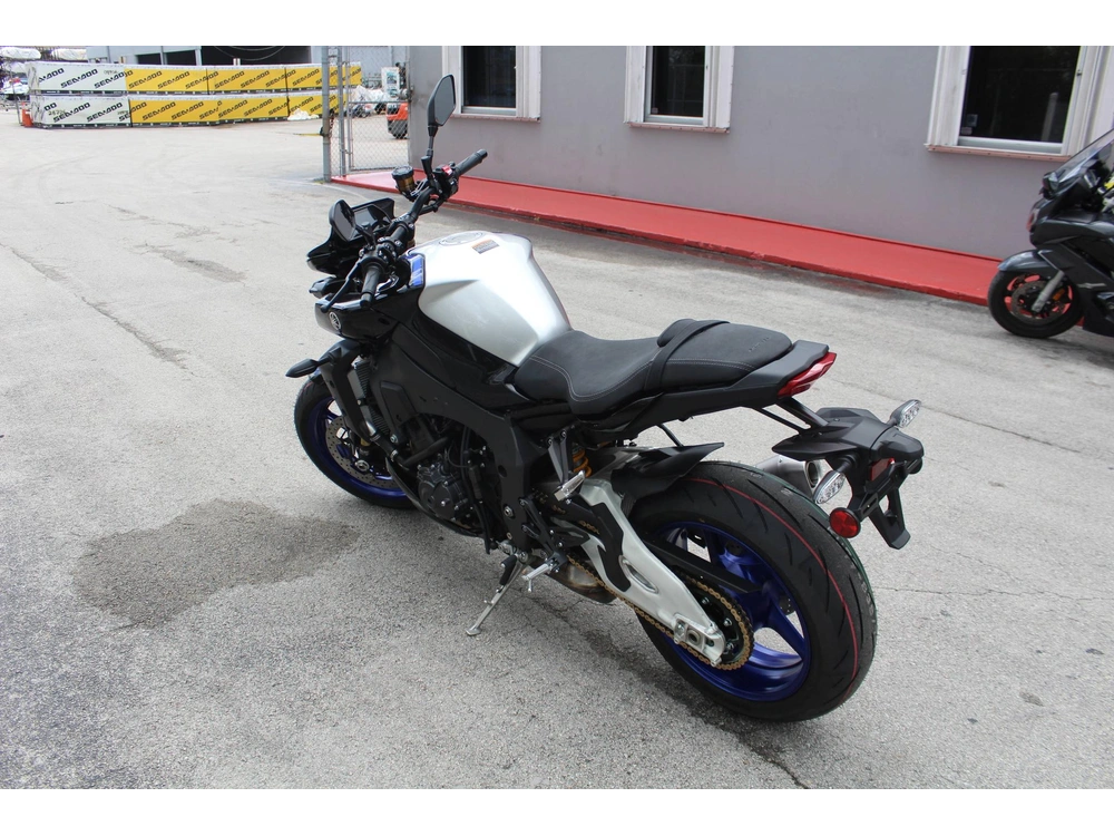 2025 Yamaha Mt-10