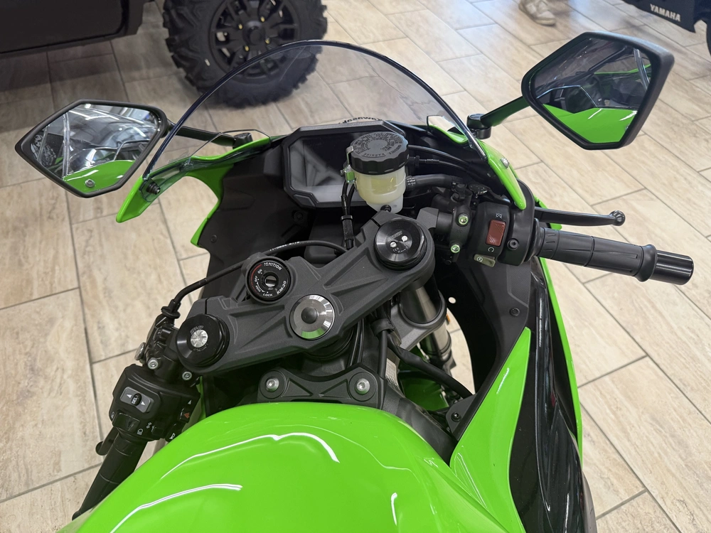 2026 Kawasaki Ninja® Zx™-6r Base