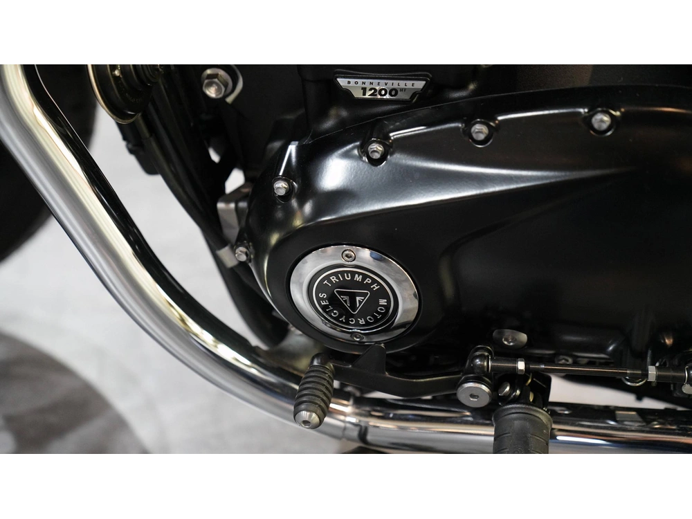 2025 Triumph Bonneville Bobber - Tt Custom 1 Of 1 alt
