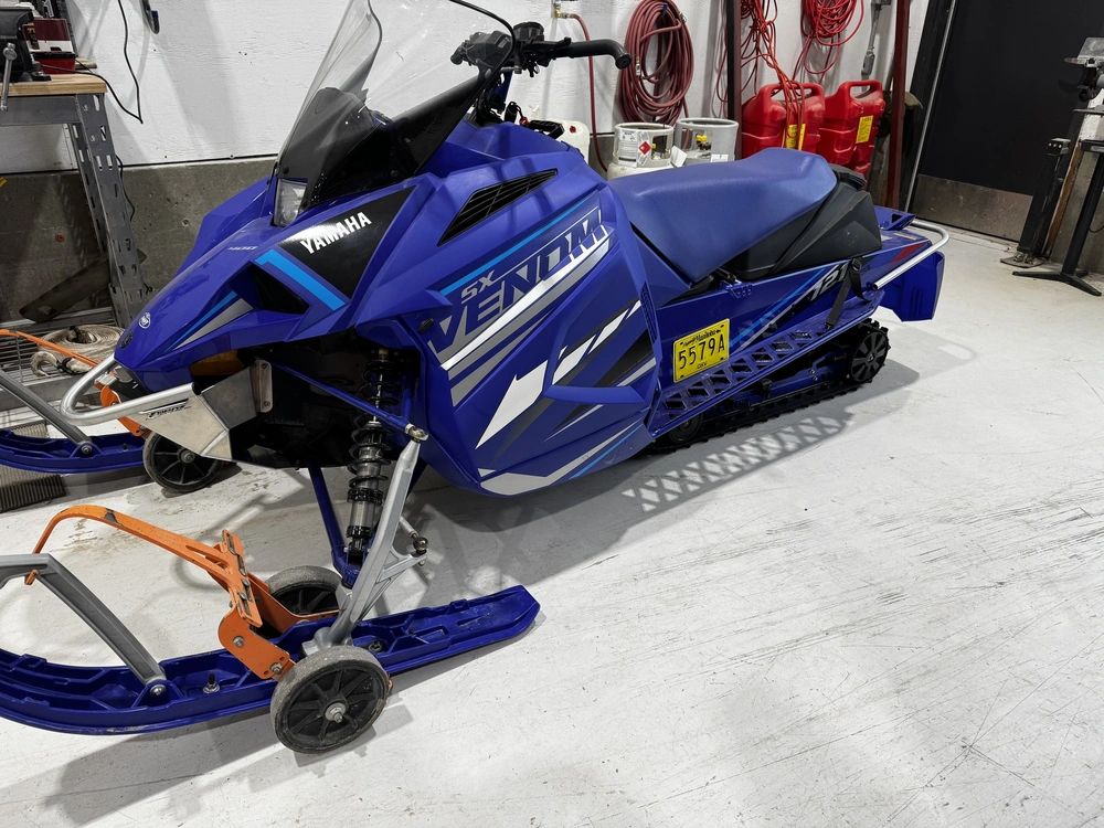 2021 Yamaha Sx Venom 400 alt