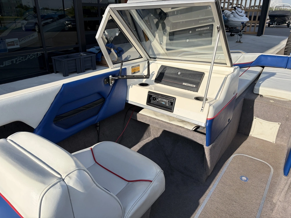 1993 Bayliner Classic