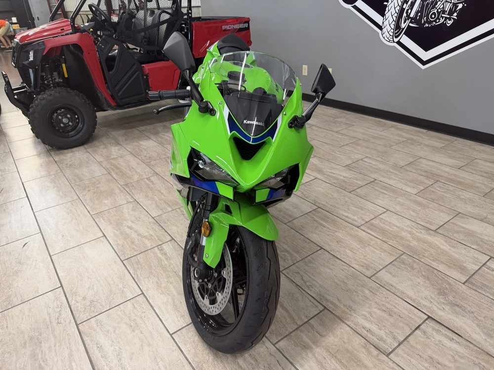 2026 Kawasaki Ninja® Zx™-6r Base
