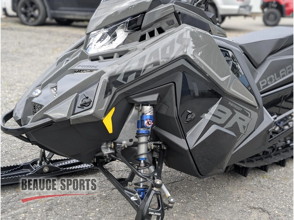 2025 Polaris Patriot 9r Rmk Khaos 155 Motoneige Montagne Technique Arbres Sidehill Poudreuse Profonde Hors-piste Boondocking Joueuse Haute Performance 2 Temps Neuve Summit Freeride Mountain Cat alt