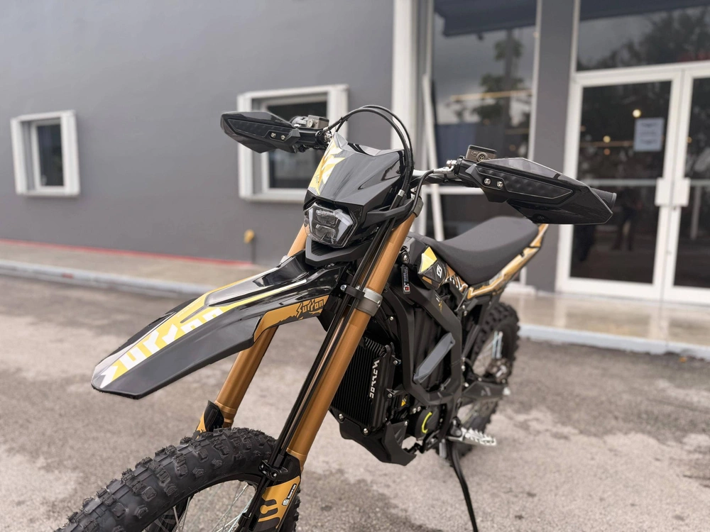 2025 Surron Ultra Bee T Na