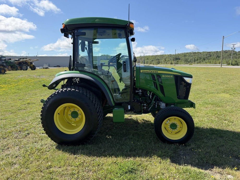 John Deere 4066r 2022