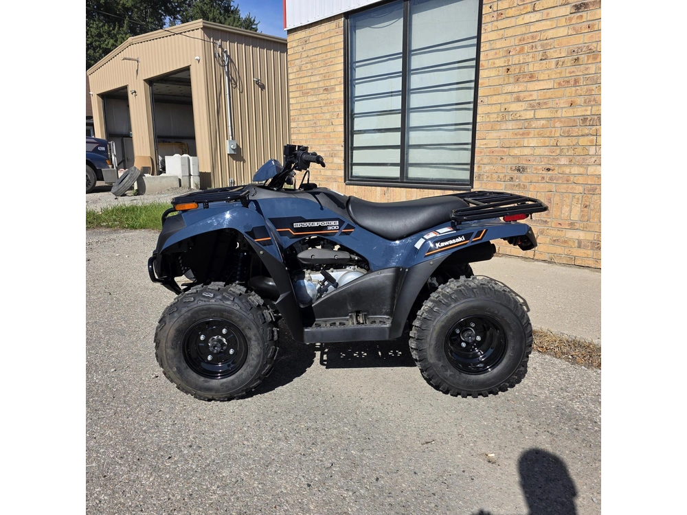 2025 Kawasaki Brute Force 300
