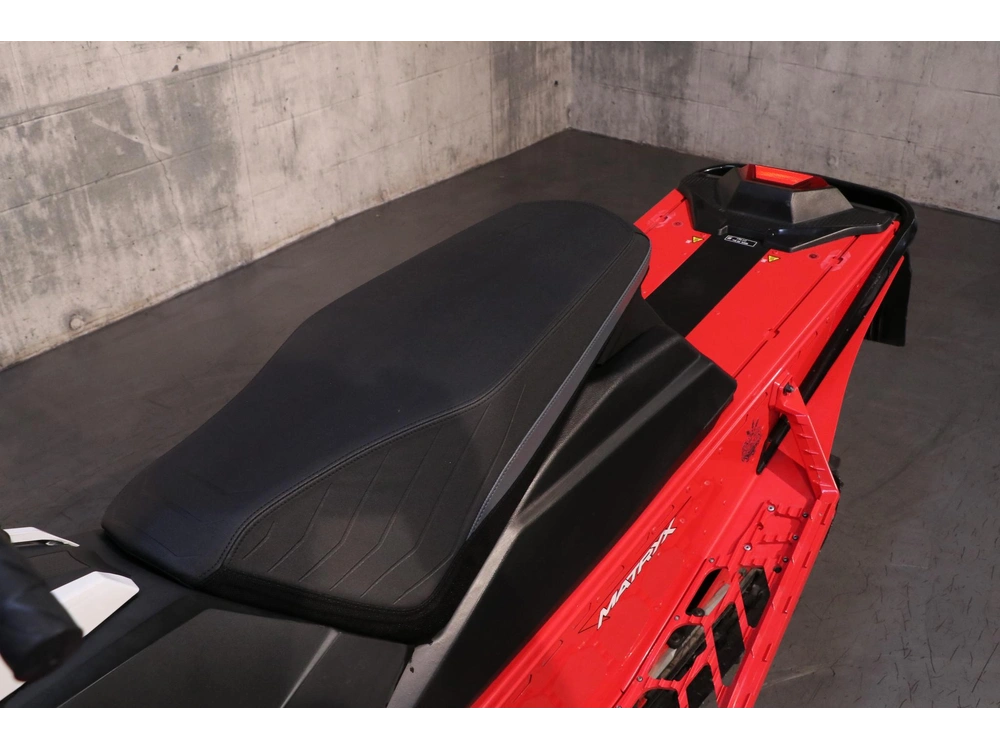 Polaris 850 Indy Vr1 129 2022 alt