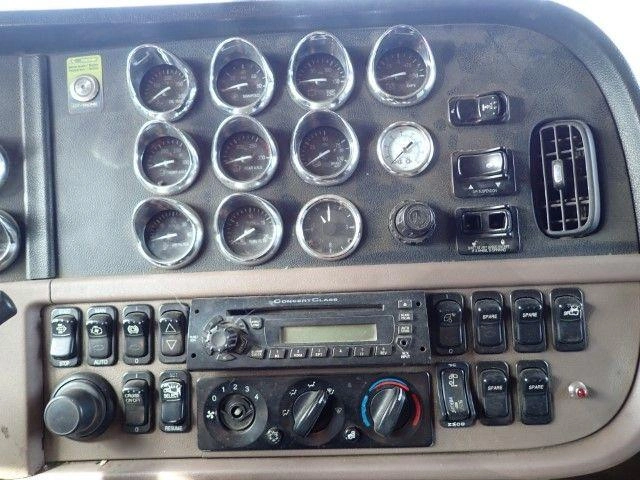 Peterbilt 365 2011