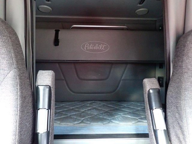 2016 Peterbilt 579