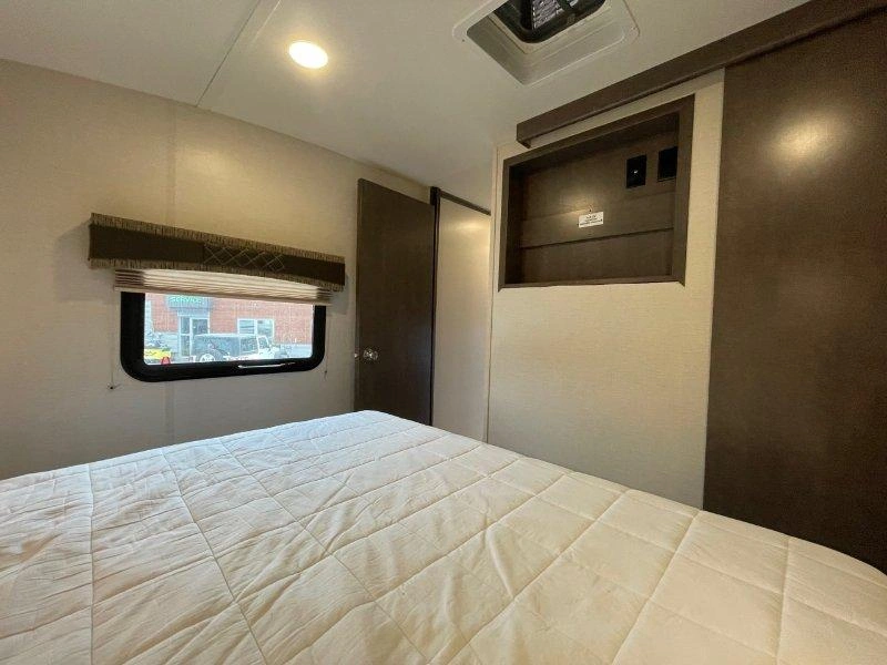 2018 Crossroads Cruiser 29bh