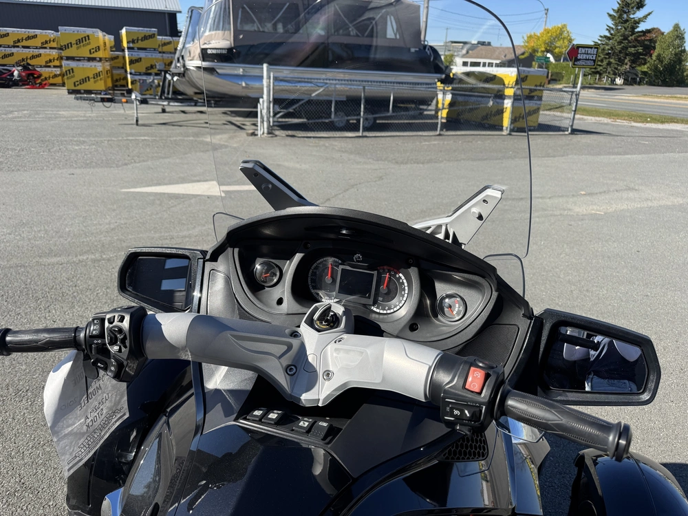 2010 Can-am Rt-s alt