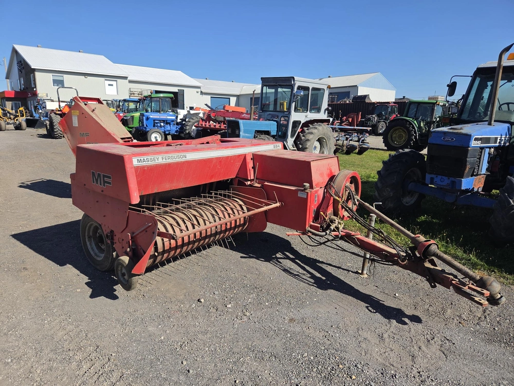Massey Ferguson 224 None