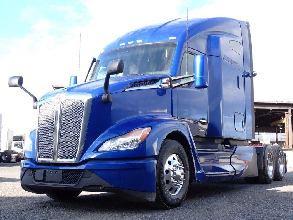 Kenworth T680 2024