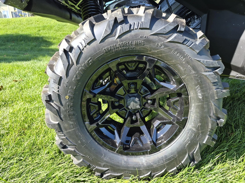 2027 Can-am Commander Xt 700