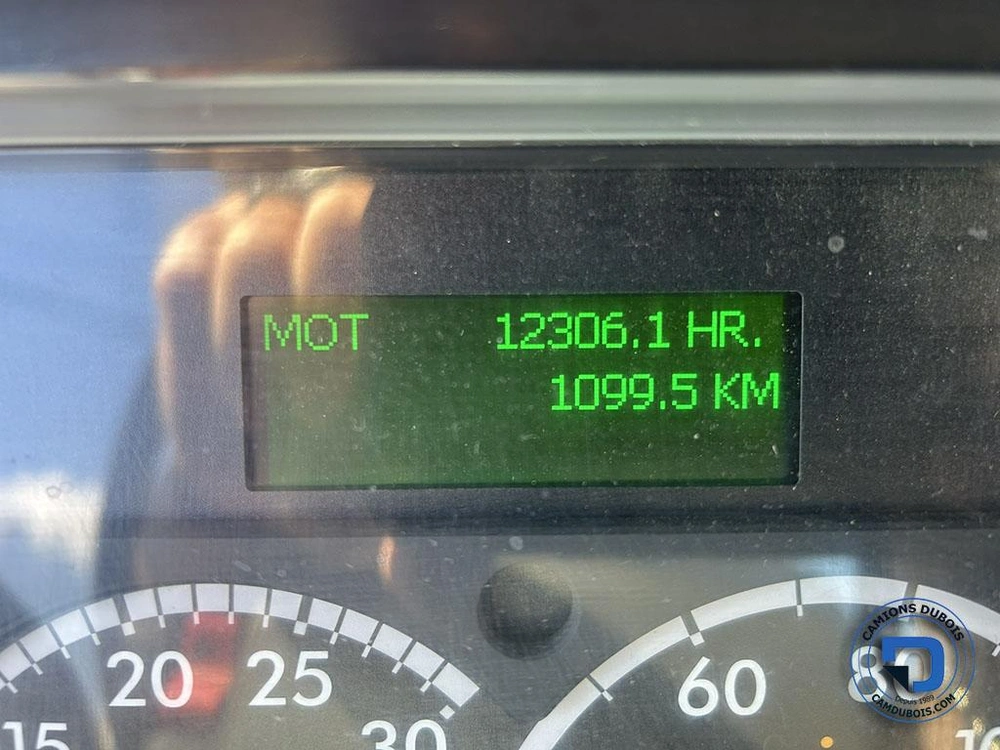 2017 Freightliner 114sd alt